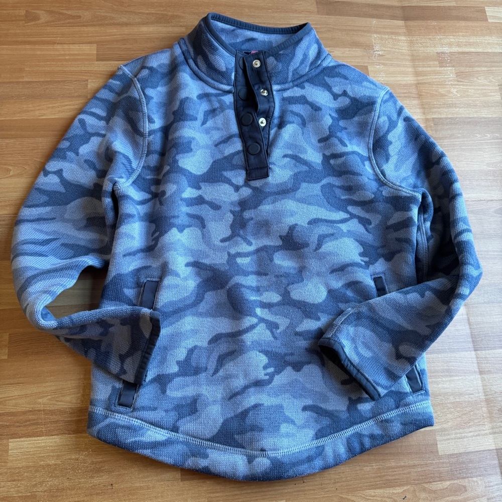 Vineyard Vines blue camo pullover collared 4 button sweatshirt size 10/12